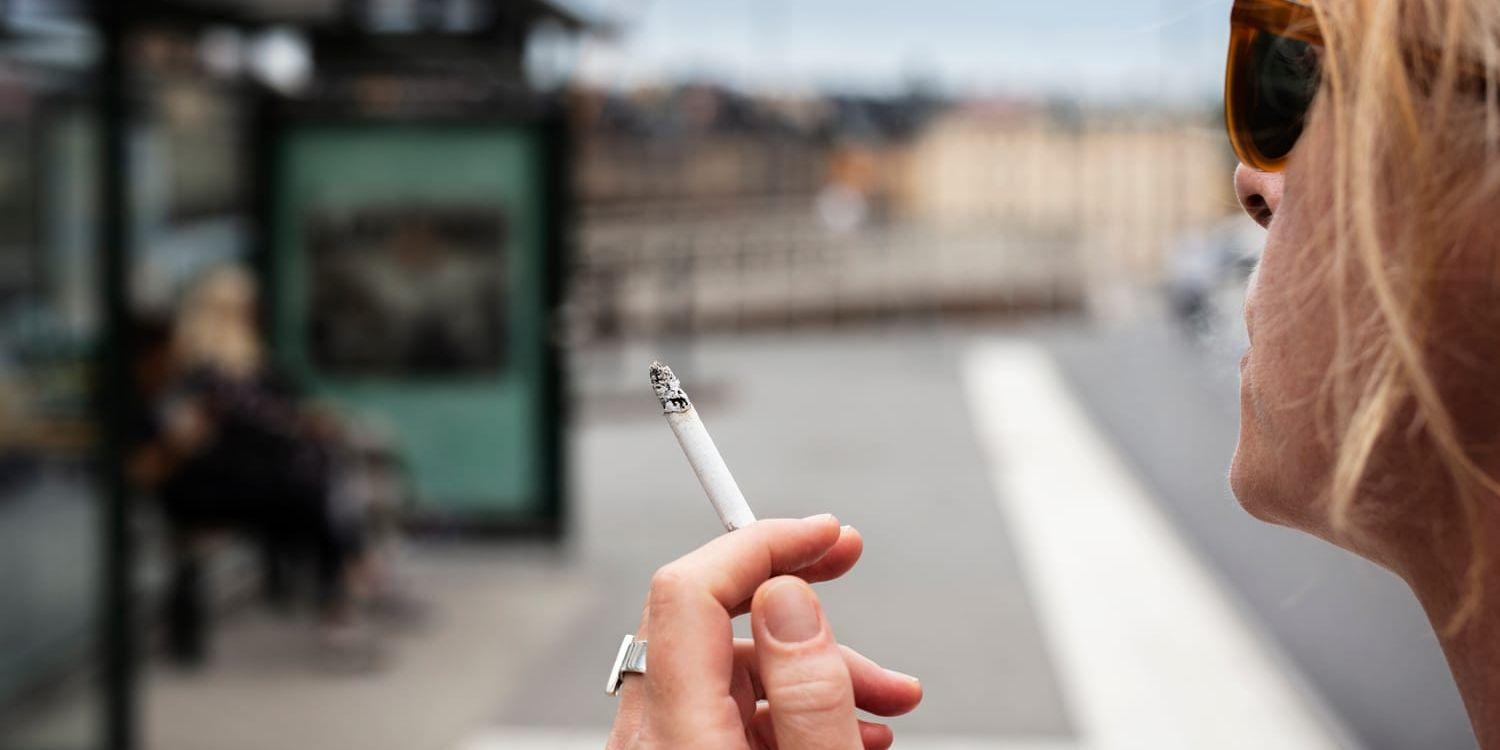 Snart kommer rökare inte att kunna köpa sina cigaretter på kioskkedjorna längre. Arkivbild.